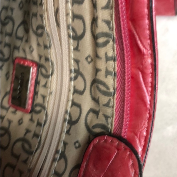 Guess clutch peach crocodile prints - Picture 7 of 8